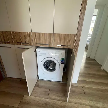 Апартаменты Bright Flat In The Neighbourhood Of Lord's Palace Кирения